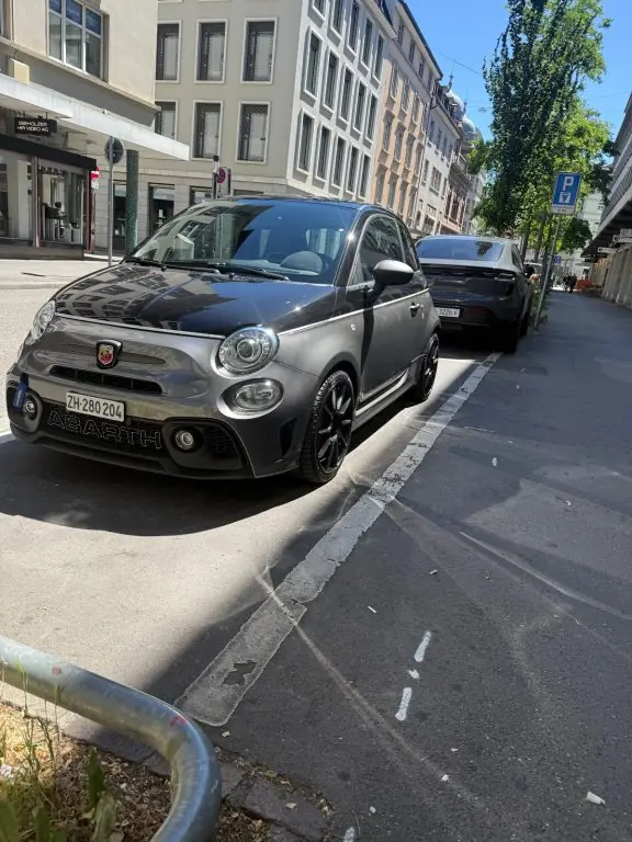 Fiat 595 Abarth 2016 — Citadine sportive compacte, 180 ch dynamiques