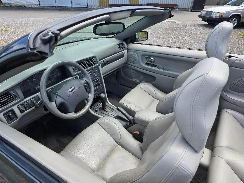 Volvo C70 2004 occasion Unterägeri — 3