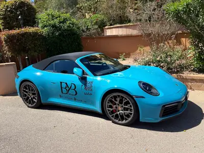 Porsche 911 Cabriolet 2020 — 450 ch, toit ouvert et prestige sportif — vista esterna