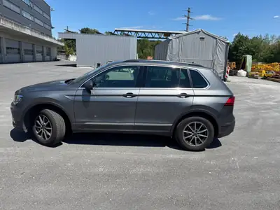 Volkswagen Tiguan 230 ch — SUV dynamique, transmission automatique, entretien soigné — fianco