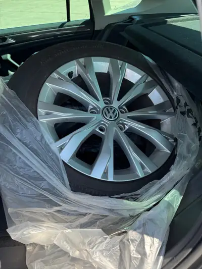 Volkswagen Tiguan 230 ch — SUV dynamique, transmission automatique, entretien soigné — cruscotto