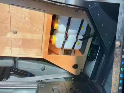 Land Rover Defender 110 TD4 Puma — 4x4 aménagé camping, prêt à l'aventure — Miniatura 9