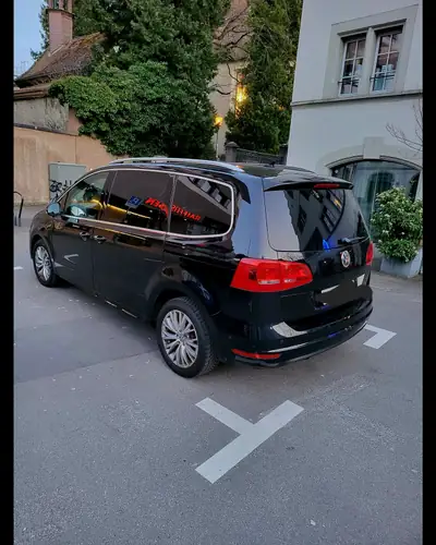 VW Sharan 2014 — Monospace 7 places diesel, révisions complètes et toit panoramique — Miniatur 9