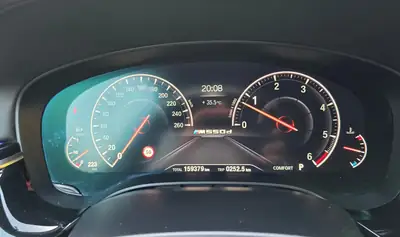 BMW 530 Touring Diesel 400 ch — Break dynamique, traction intégrale, 159'000 km — intérieur