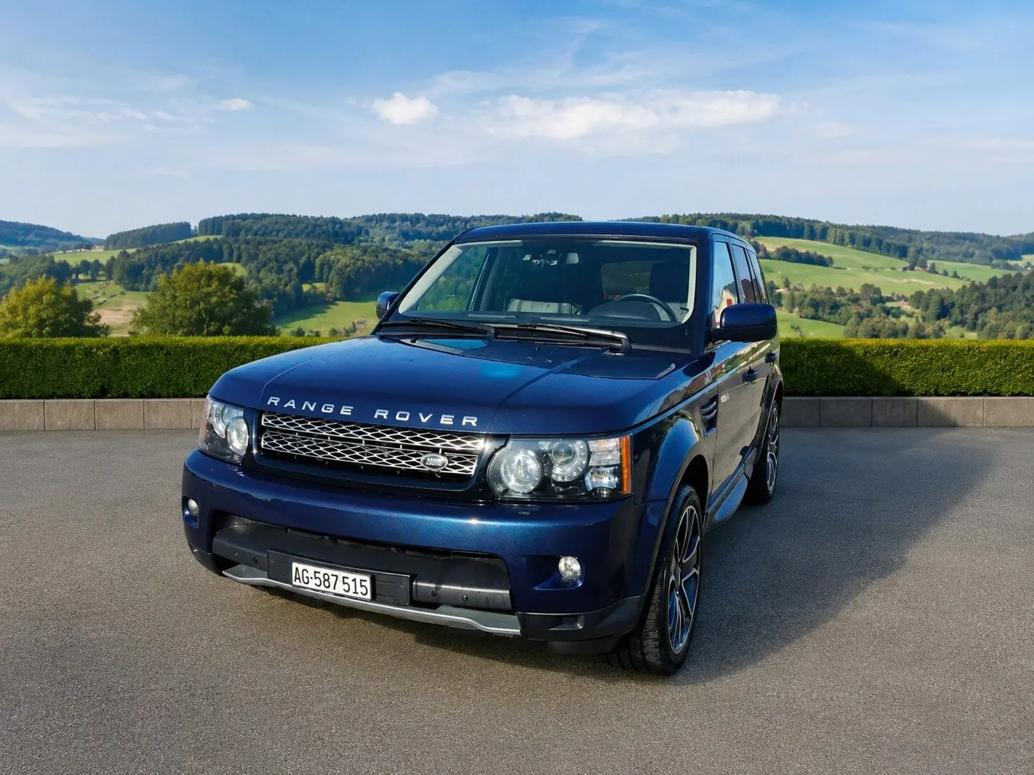 Land Rover Range Rover Sport 2012 — SUV premium 510 ch, tout-terrain & confortable — Außenansicht