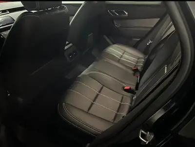 Land Rover Range Rover Velar MHEV Diesel — SUV premium, toit panoramique, 29'870 km — Miniature 7