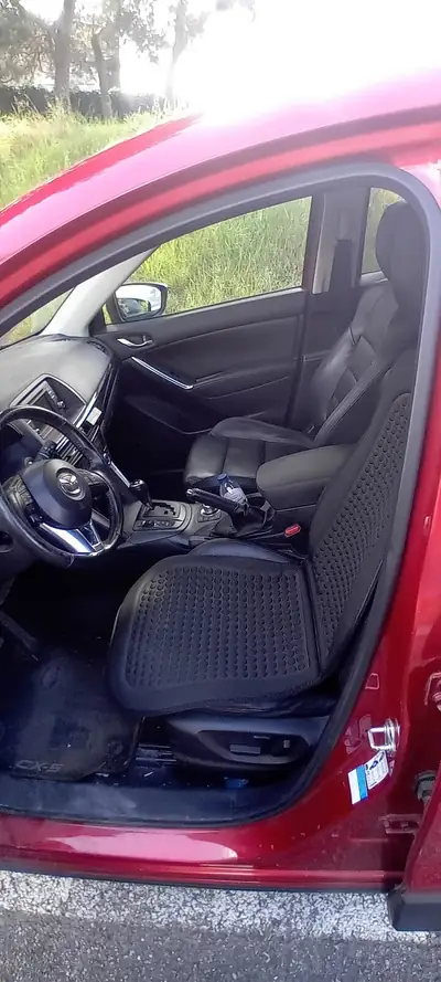 Mazda CX-5 2014 — SUV robuste diesel, transmission automatique, 175 ch — Innenraum