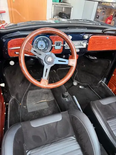 VW Käfer 1965 Speedster — Cabriolet rétro restauré, collector certifié — Miniature 10
