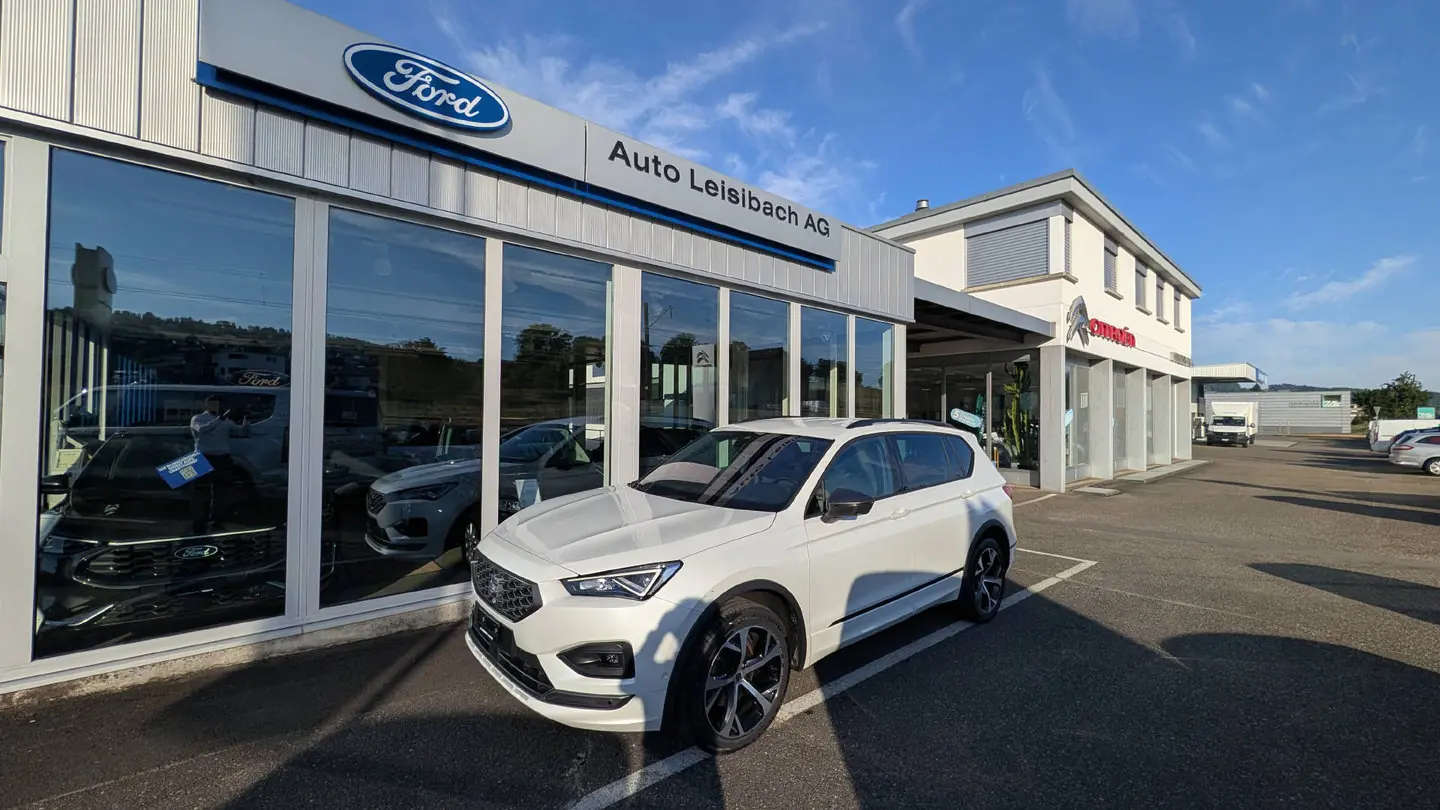 SEAT Tarraco 2023 — SUV 7 places robuste, 150 ch, transmission automatique — Außenansicht