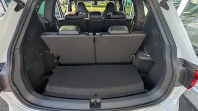 SEAT Tarraco 2023 — SUV 7 places robuste, 150 ch, transmission automatique — Miniatur 10