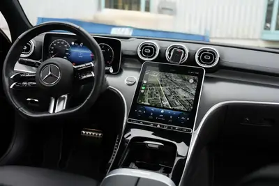 Mercedes-Benz C 220 Hybrid Diesel 2022 — Berline Premium, Seulement 20'000 km — arrière