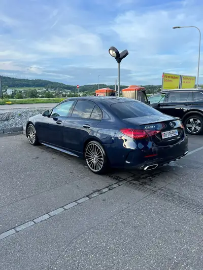 Mercedes-Benz C 220 Hybrid Diesel 2022 — Berline Premium, Seulement 20'000 km — côté