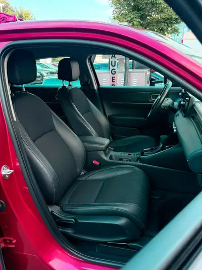 Honda HR-V 2024 — SUV compact hybride, 38'000 km seulement — vista posteriore