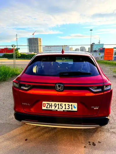 Honda HR-V 2024 — SUV compact hybride, 38'000 km seulement — fianco