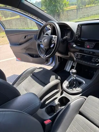 Hyundai i30 N Performance 275 ch — Sportive affûtée, toit panoramique, révision à jour — Miniature 8