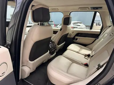 Land Rover Range Rover 2019 — SUV premium 525 ch, entretien complet, freinage Brembo neuf — détail