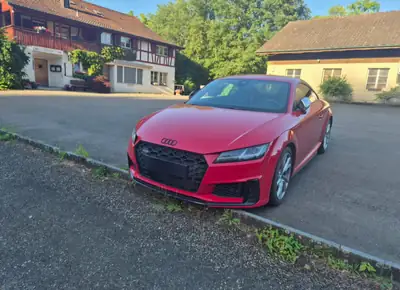 Audi TTS Coupé 2022 — 319 ch, Design sportif, Boîte auto — Außenansicht