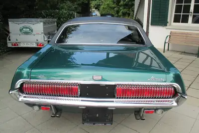 Ford Mercury Cougar 1968 — Muscle Car américain légendaire, restauration d'époque — Miniatura 7