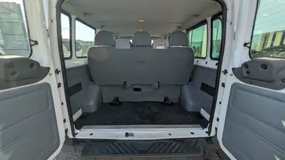 Ford Transit 2012 — Utilitaire fiable, 48 900 km, moteur diesel robuste — Thumbnail 11