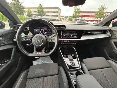 Audi S3 Sedan 2021 — Sportive hybride 310 ch, seulement 15'900 km — Miniatura 9