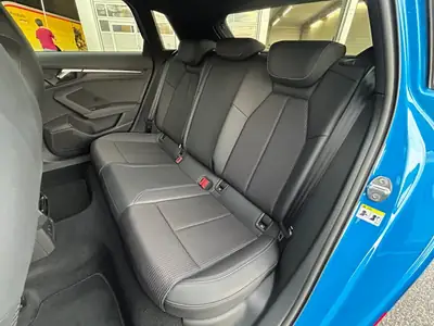 Audi S3 Sedan 2021 — Sportive hybride 310 ch, seulement 15'900 km — Miniatura 11