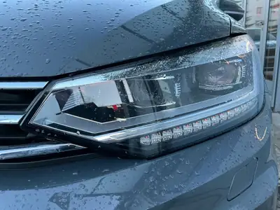 VW Touran 2025 — Monospace 7 places avec toit panoramique et assistances intelligentes — Miniature 7