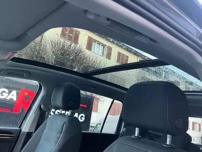 VW Touran 2025 — Monospace 7 places avec toit panoramique et assistances intelligentes — Miniature 10