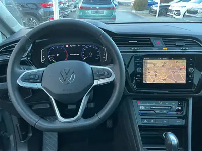 VW Touran 2025 — Monospace 7 places avec toit panoramique et assistances intelligentes — Miniature 11
