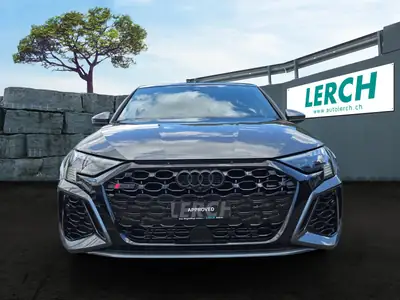 Audi RS3 Berline 400 ch — Performance pure, faible kilométrage — vista posteriore