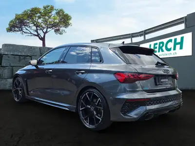Audi RS3 Berline 400 ch — Performance pure, faible kilométrage — cruscotto