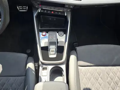 Audi RS3 Berline 400 ch — Performance pure, faible kilométrage — Miniatura 10