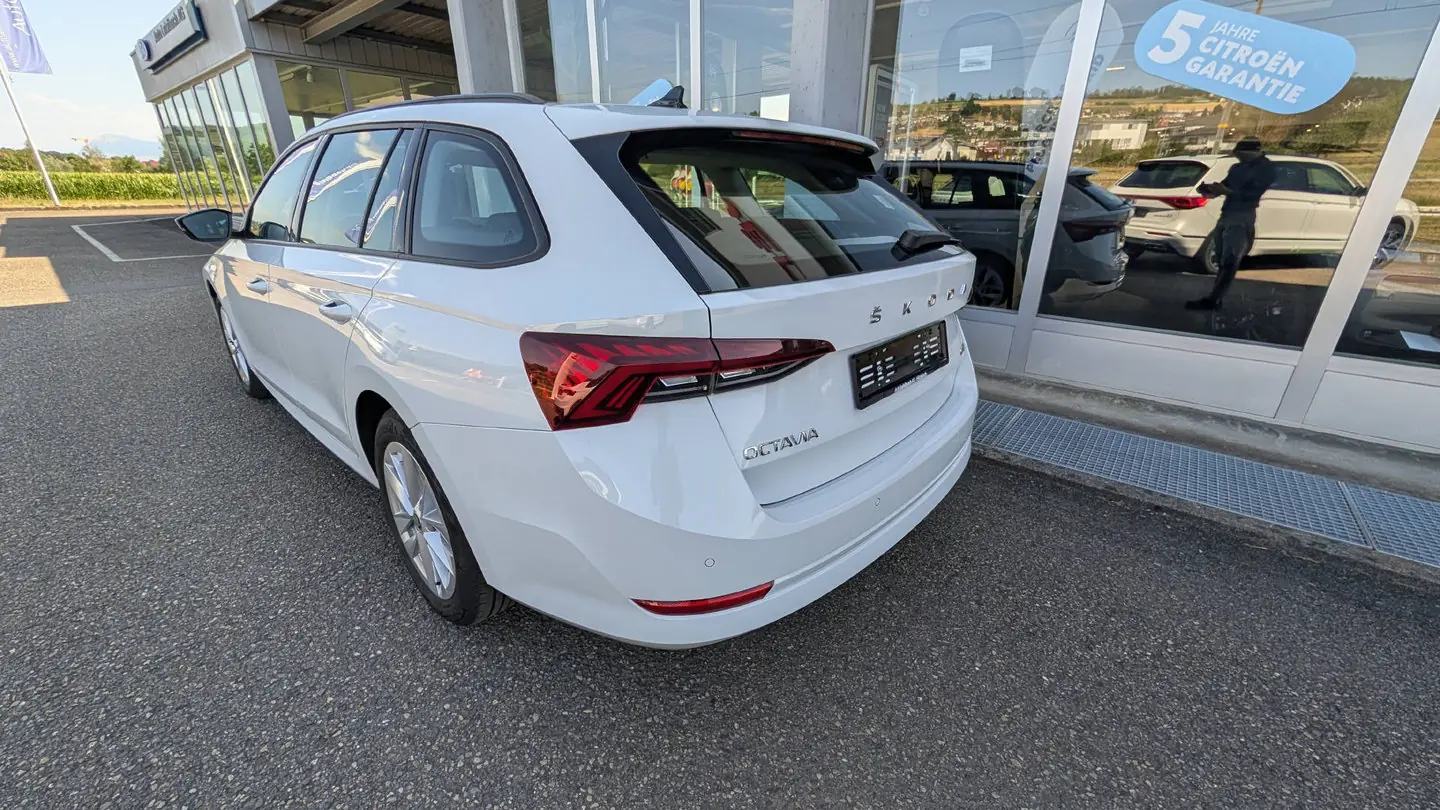 Skoda Octavia 2023 occasion Hitzkirch — 4