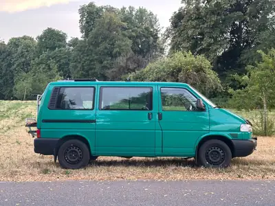VW T4 2001 — Camping-car aménagé, 340'000 km, expert juin 2026 — vista esterna