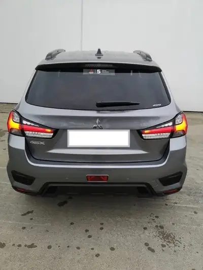 Mitsubishi ASX 2.0 Allrad 2020 — SUV compact robuste, boîte auto, 69 500 km — tableau de bord