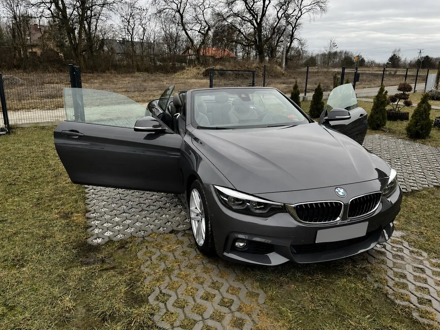 BMW 440 Cabriolet — Roadster sportif 326 ch, transmission automatique, tous terrains — Außenansicht