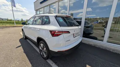 Skoda Karoq 2023 — SUV compact fiable, 76 500 km, transmission automatique — intérieur