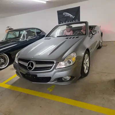 Mercedes-Benz SL 350 — Cabriolet élégant, toit panoramique rare, entretien impeccable — vista esterna