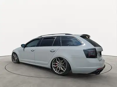 Skoda Octavia Break 290 ch — Break sportif transformé, entretien irréprochable — Innenraum