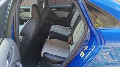 Audi S3 Limousine 2015 — 300 ch dynamiques, préparée avec soin et équipements exclusifs — Miniatur 10
