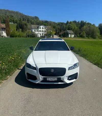 Jaguar XF Break 2018 — 250 ch, transmission automatique, état impeccable — Innenraum