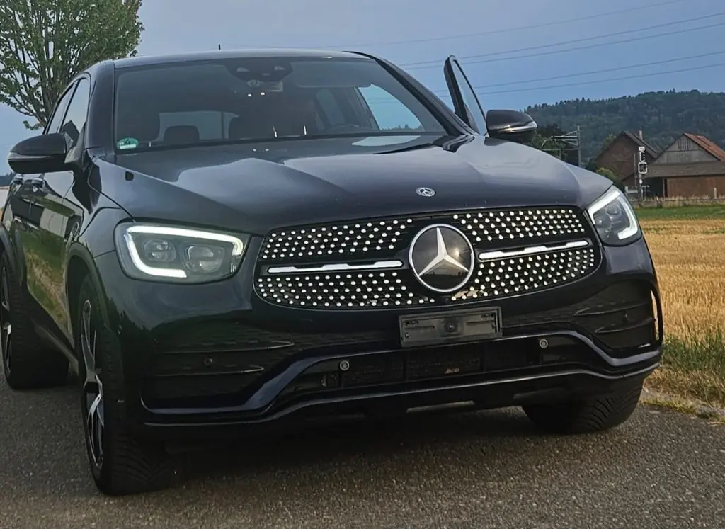 Mercedes-Benz GLC 300 — SUV diesel performant, 128 500 km, traction intégrale — Außenansicht