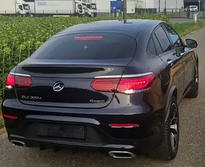 Mercedes-Benz GLC 300 — SUV diesel performant, 128 500 km, traction intégrale — Miniatur 8