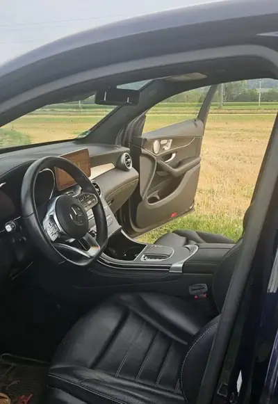 Mercedes-Benz GLC 300 — SUV diesel performant, 128 500 km, traction intégrale — Miniatur 10