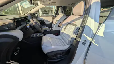 Citroën C5 Aircross Plug-in Hybrid — SUV 7 places, 226 ch, quasi neuf — Miniature 7
