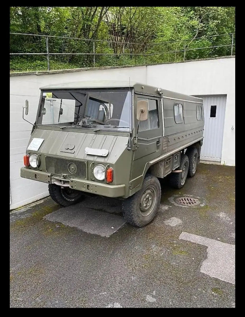 Steyr Puch Pinzgauer 712M 1972 — Légendaire 4x4 de collection, aménagement camping complet — Außenansicht