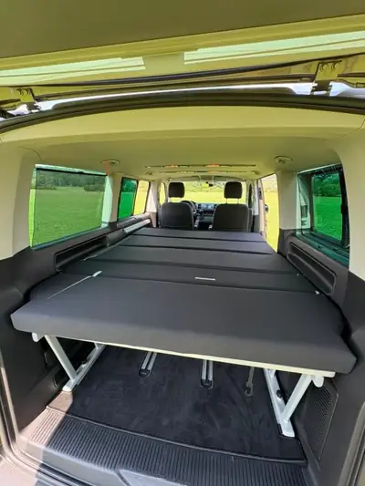 VW T6 Multivan Diesel 150 PS — Monospace 7 places, full équipé, 200'000 km — Miniature 11