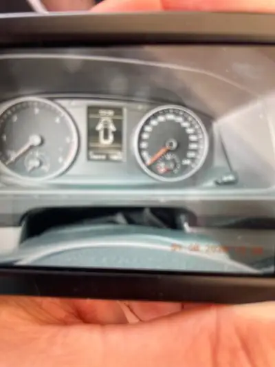 VW T6 Multivan Diesel 150 PS — Monospace 7 places, full équipé, 200'000 km — Miniature 15
