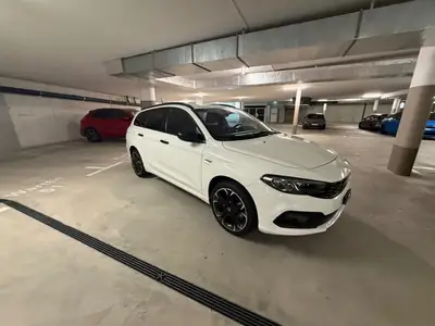 Fiat Tipo Break 2023 — Polyvalence familiale, 6500 km seulement — Miniatura 8