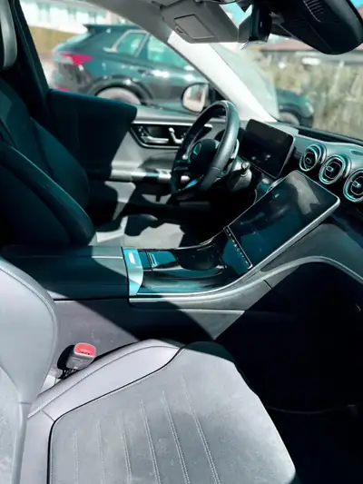 Mercedes-Benz C 200 Avantgarde 4MATIC — Berline premium Mildhybrid, révisée MFK — Detail