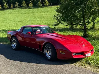 Chevrolet Corvette C3 1980 — Légendaire coupé sport, 69'000 km, état exceptionnel — Innenraum